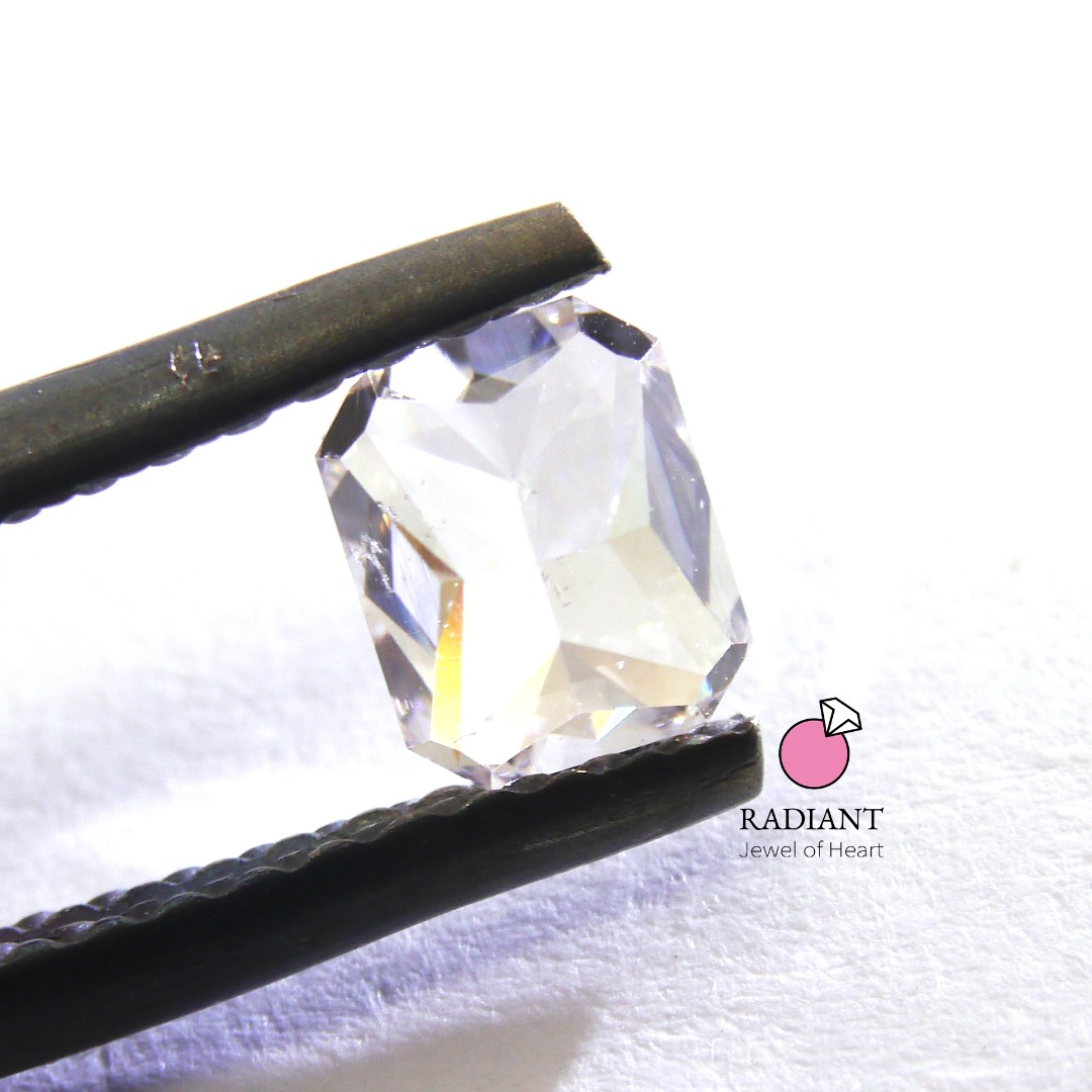 0.53 Natural Fancy Light Brown Pink SI2 Diamond